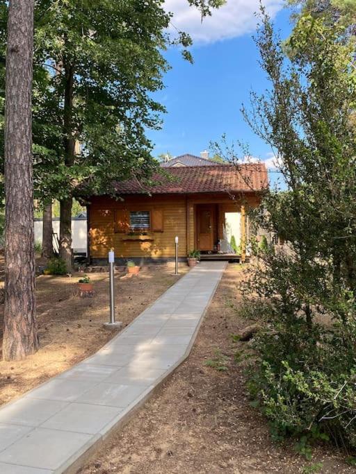 Вилла Haus Clemens - Gemuetliches Holzhaus Mit Grundstueck Кёнигс-Вустерхаузен Экстерьер фото